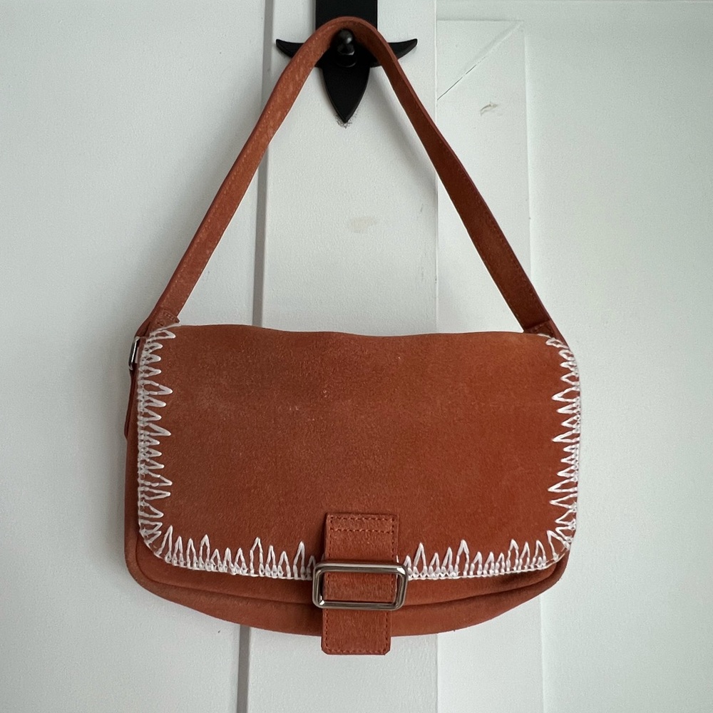 SHOULDER PURSE